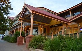 Loxton Community Hotel Motel